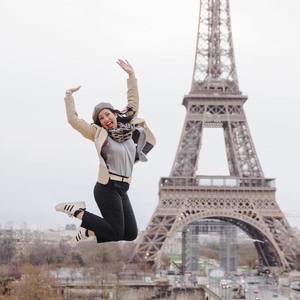 Meet your Posher, Luz milagros